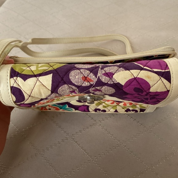 Vera Bradley Crossbody Bag - Picture 6 of 10